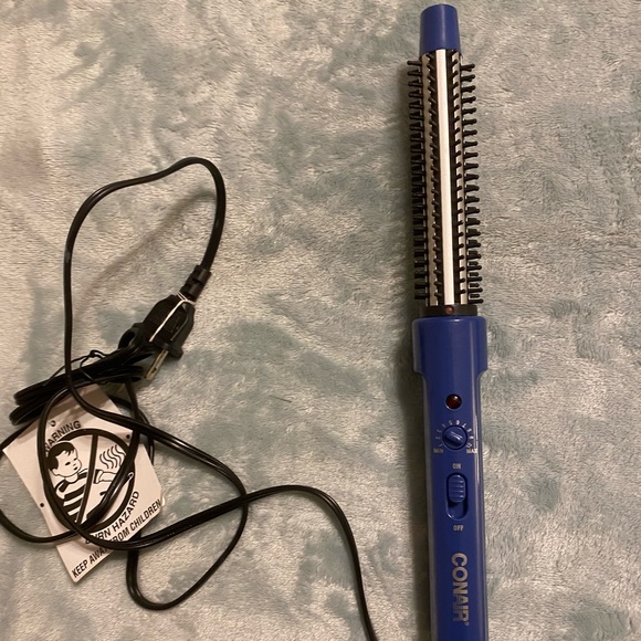 Other - Conair instant heat hot brush